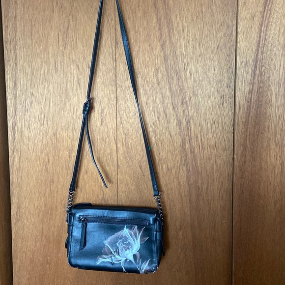 Vera Wang PVC Crossbody Purse - Picture 4 of 11